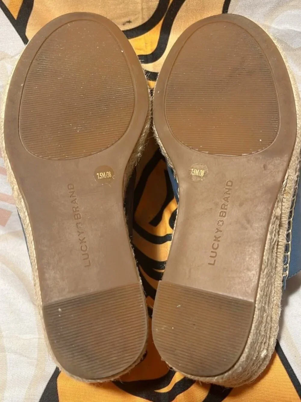 Lucky Brand tone blue